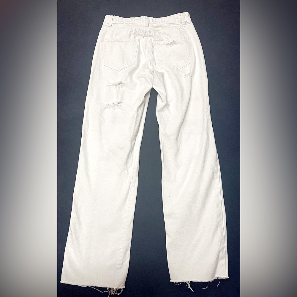 High rise ripped white jean